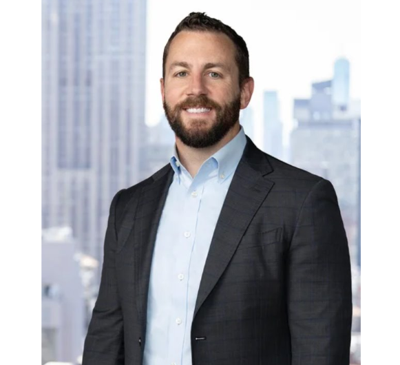 Peter Bergan Joins Vinson & Elkins as Real Estate Partner